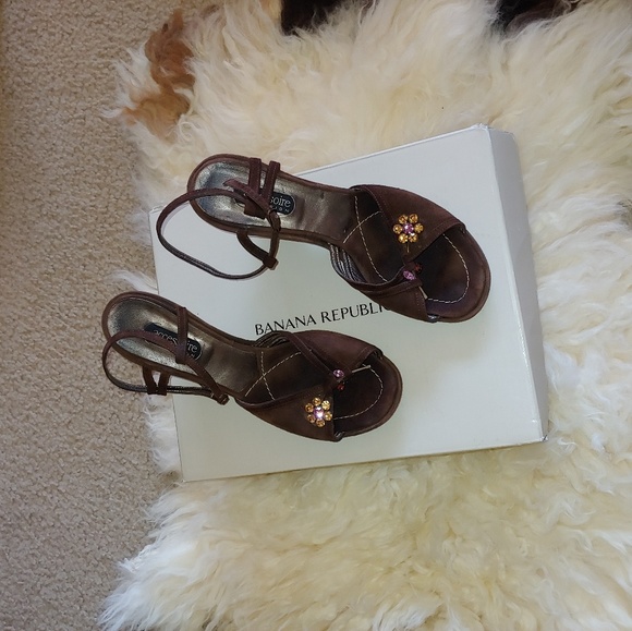 Brown suede shoes size 812 - Picture 2 of 3